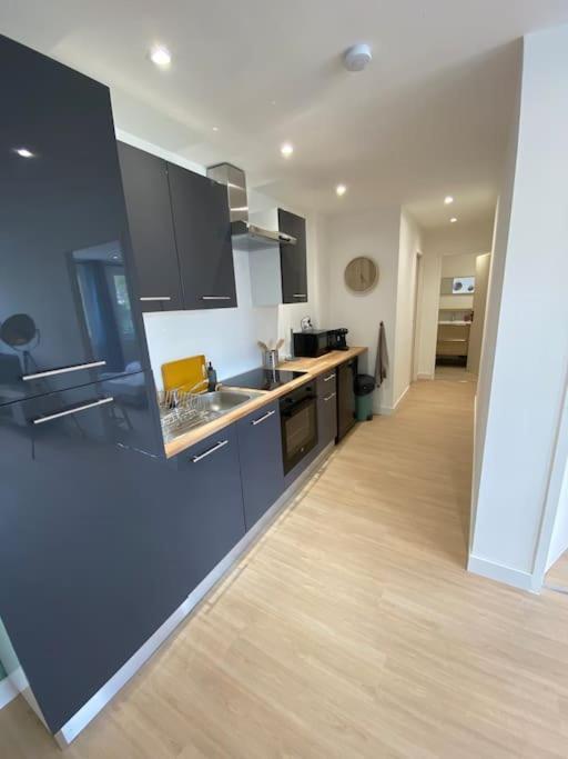 Appartement Familial, 2 Chambres, En Rdc Sur Cour Saint-Florentin (Yonne) Exterior foto
